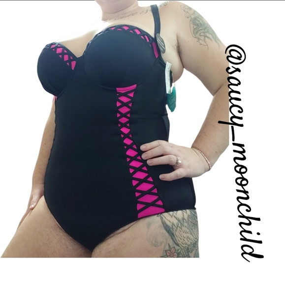 NEW Torrid | Black Lattice & Hot Pink Peekaboo Push-Up Demi Swimsuit One Piece 1 - Picture 10 of 15
